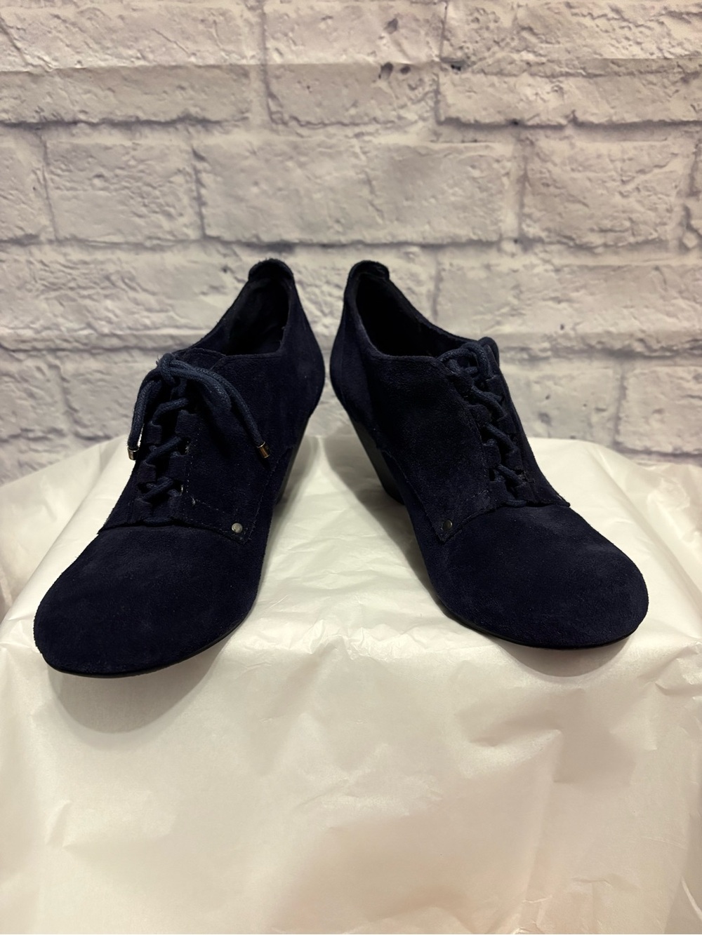 Dr. Scholl's Navy Suede Lace-Up Heeled Booties Size 6